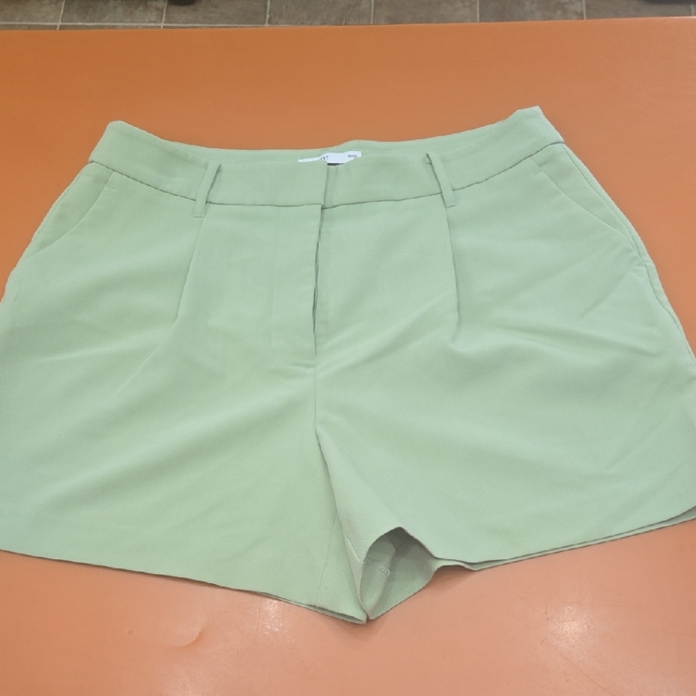 Nine West Green Bermuda Shorts Tailored Flat Front
